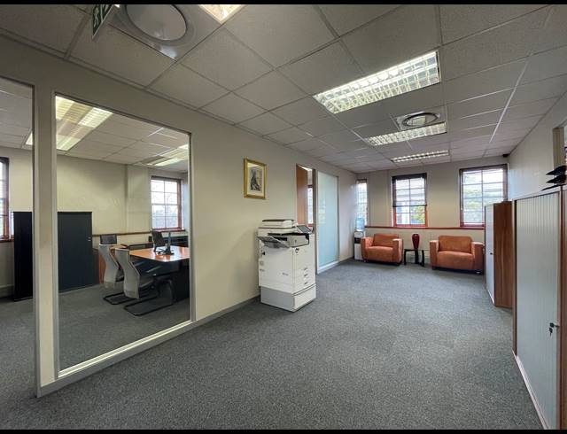189M² OFFICE TO LET IN SANDTON CENTRAL